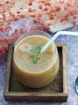 下午茶来杯可以排毒的苹果芹菜汁的做法