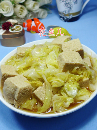冻豆腐煮圆白菜的做法