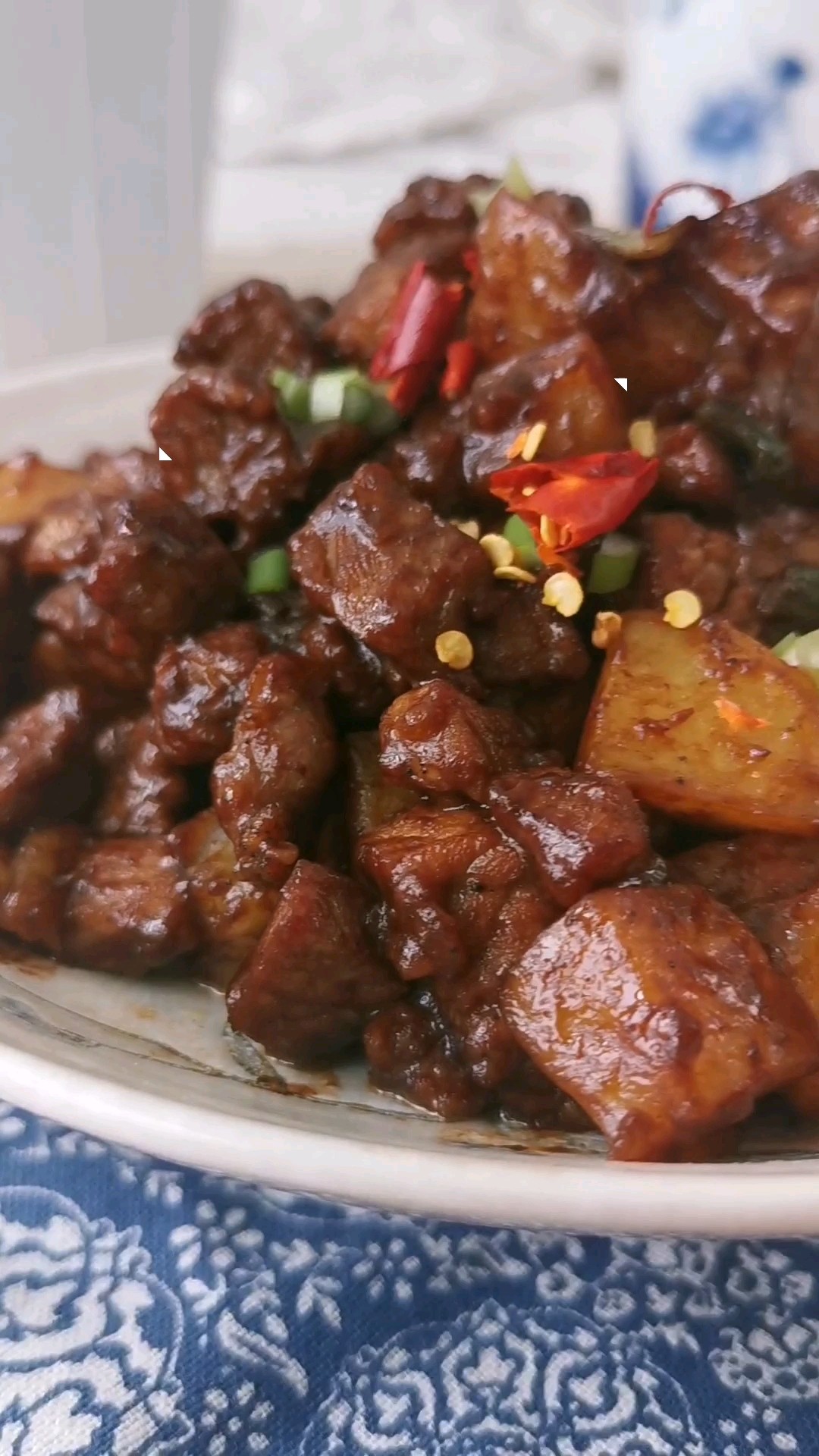 黑椒土豆牛肉粒