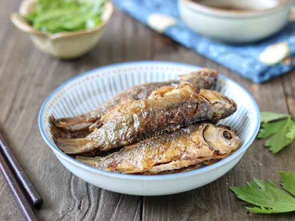 糖醋酥鲫鱼