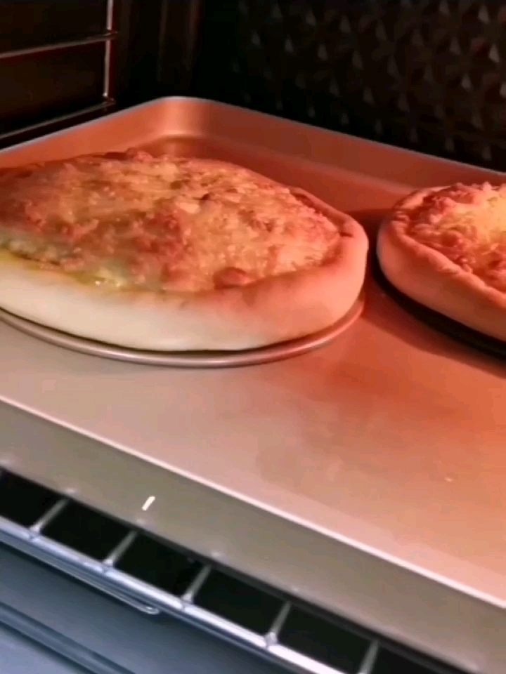 自制披萨的做法