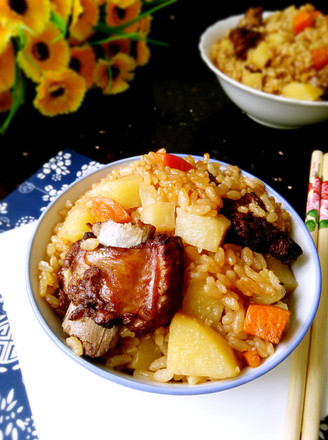 土豆排骨焖饭