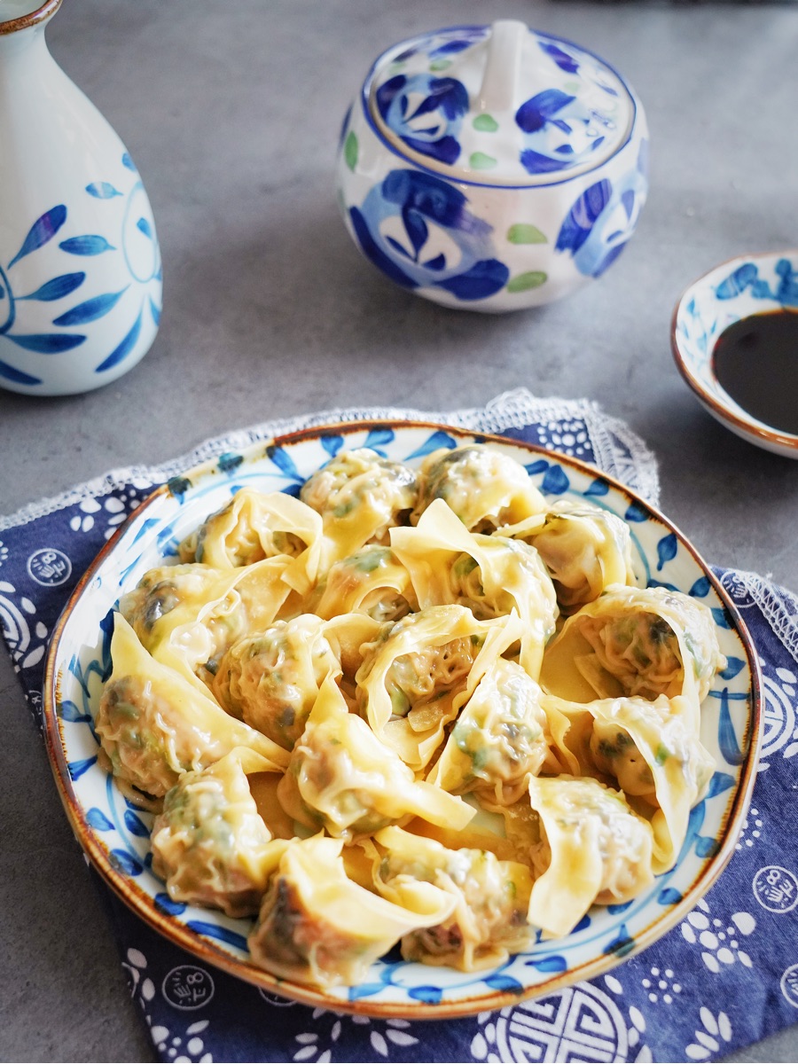 紫菜虾仁荠菜鲜肉蒸馄饨