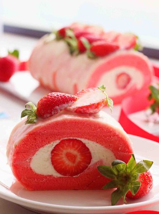 草莓味棉花糖蛋糕卷的做法