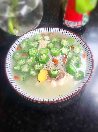 秋葵鱼尾汤的做法
